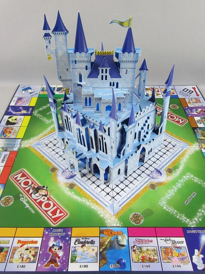 Monopoly The DISNEY Edition 2004 Vintage Collectable 3D Pop Up Castle Parker Bro - Image 3 of 4