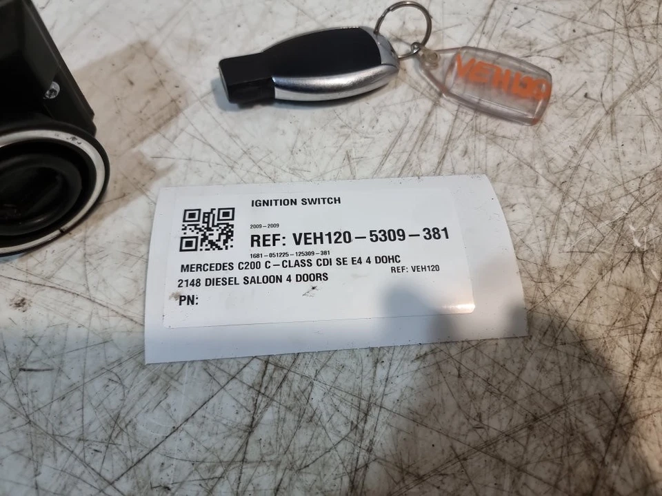 Mercedes C-Class Ignition Switch & Fob Key 2009 W204 PreFacelift OEM A2079057201 - Image 3 of 4