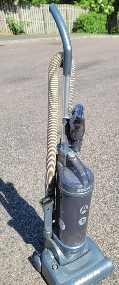 Hoover Whirlwind Evo Model No. 91lA1764_51 Grey & Silver Upright Plug in Vacuum - Image 2 of 4