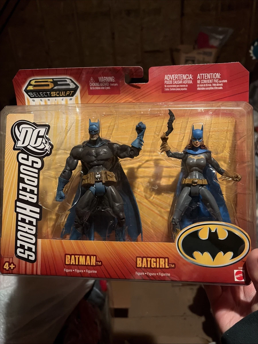 McFarlane Figura De Acción Batgirl Con Cómic Batman – Traje Negro Y Dorado, Articulaciones Móviles, Multicolor
