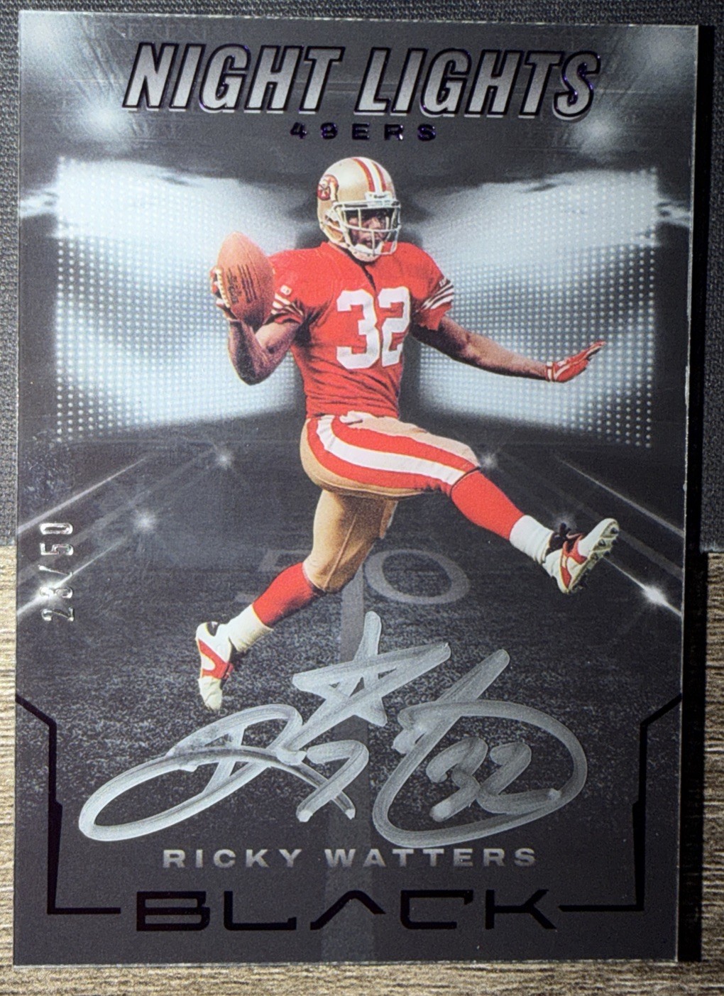 2023 Panini Black Ricky Watters #NLS-RW Night Lights Purple Auto /50 49ers