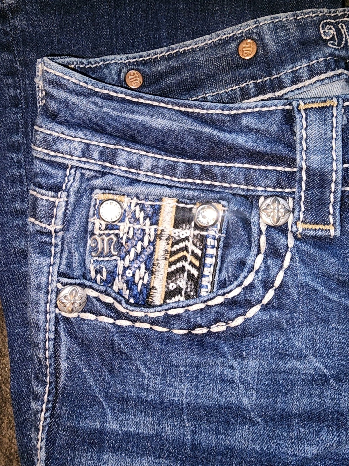 Miss Me Women's Buckle Jeans Sz 26 Signature Boot Embellished Embroidery NWOT image 5