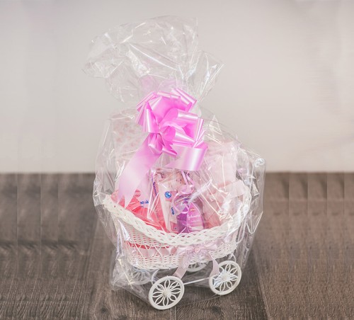 HILLINGTON BABY PRAM HAMPER WICKER BASKET LARGE BABY SHOWER PARTY GIFTS BOY GIRL - Picture 12 of 14