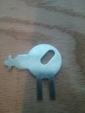 Key For 1060 Paper Towel Dispenser