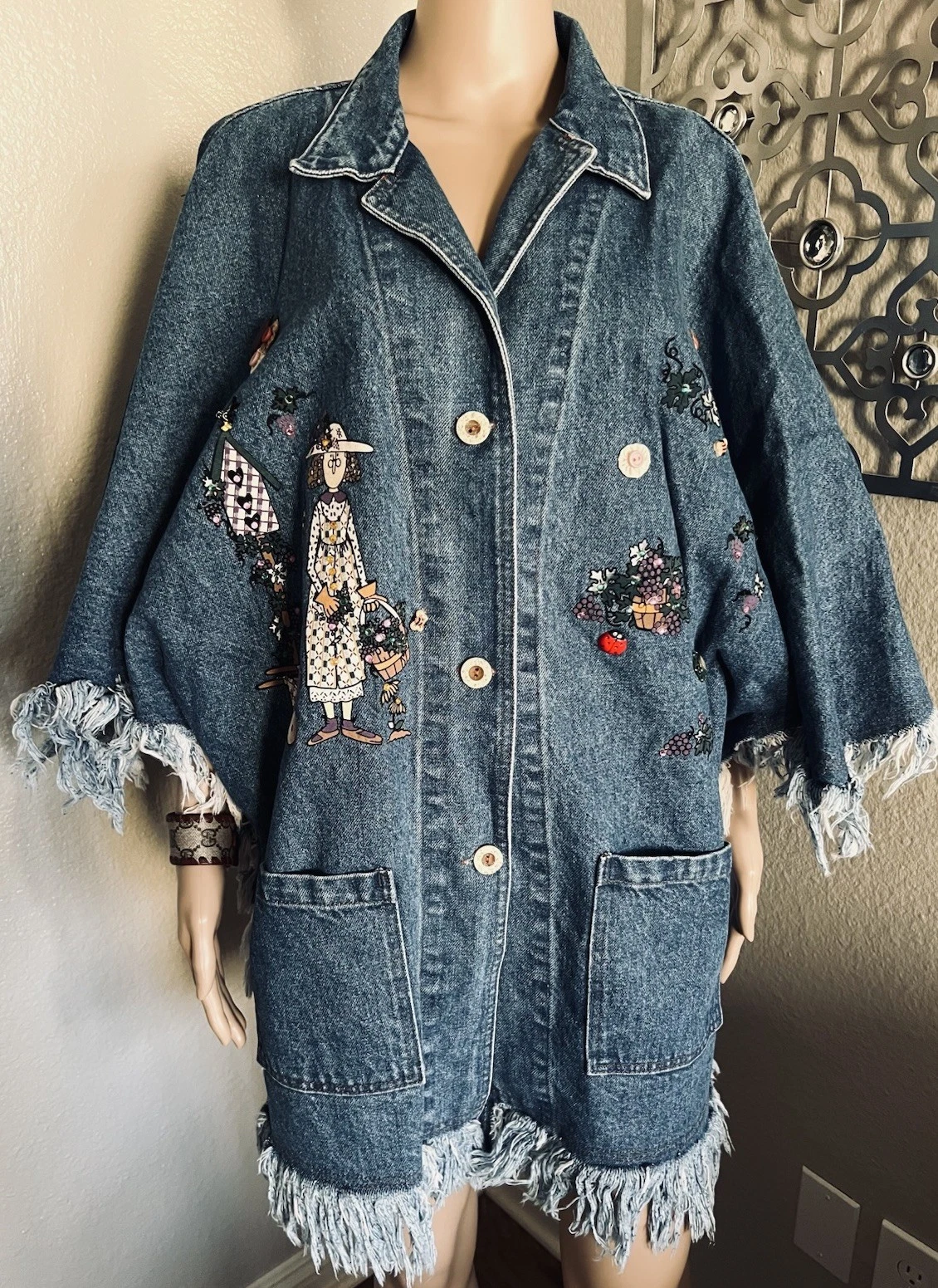 UNIQUE by Dot Oversized FRINGED Denim Cape Poncho Bohemian Embellished sz S / M