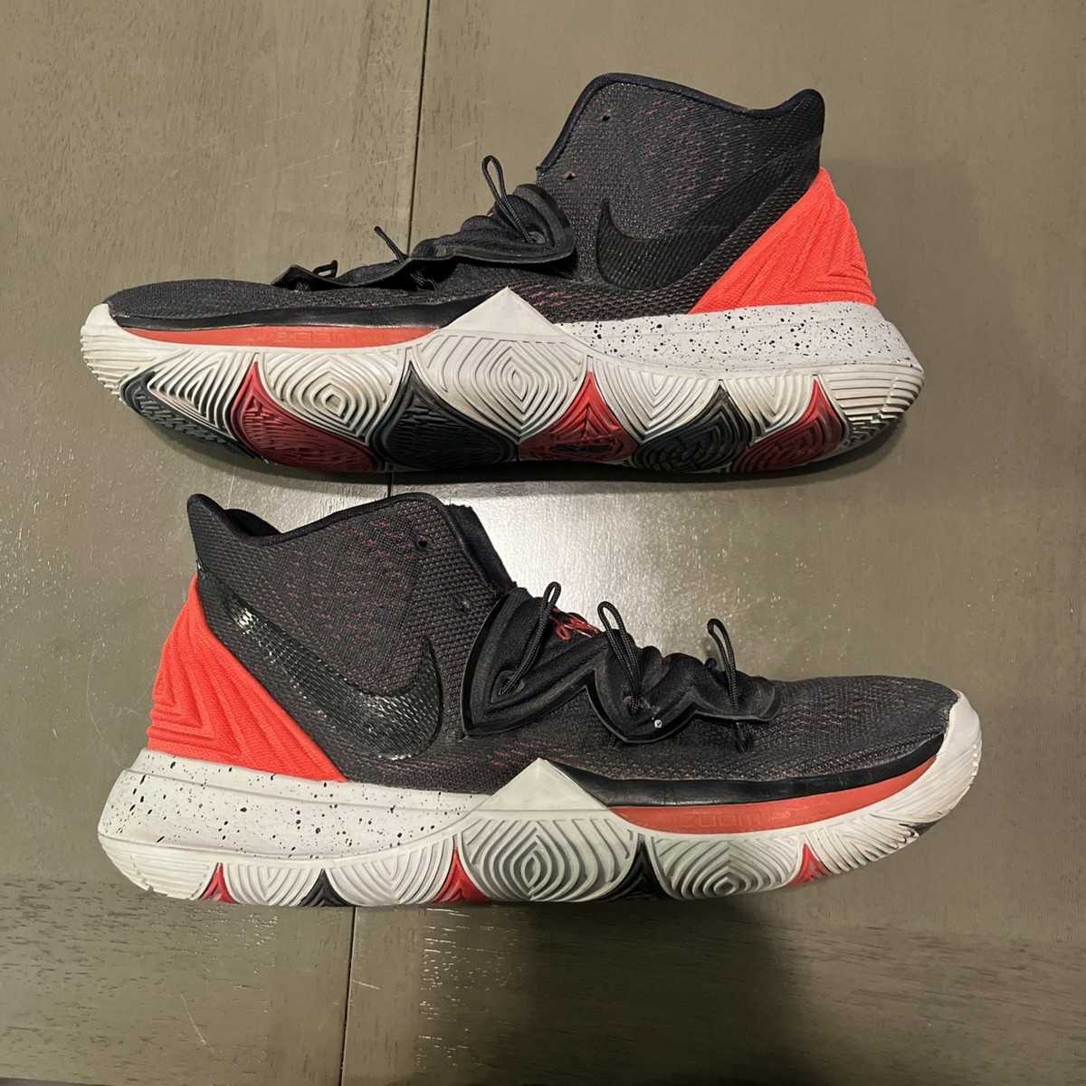 Nike Kyrie Irving 5 EP Bred Basketball Shoes Mens 12 Black