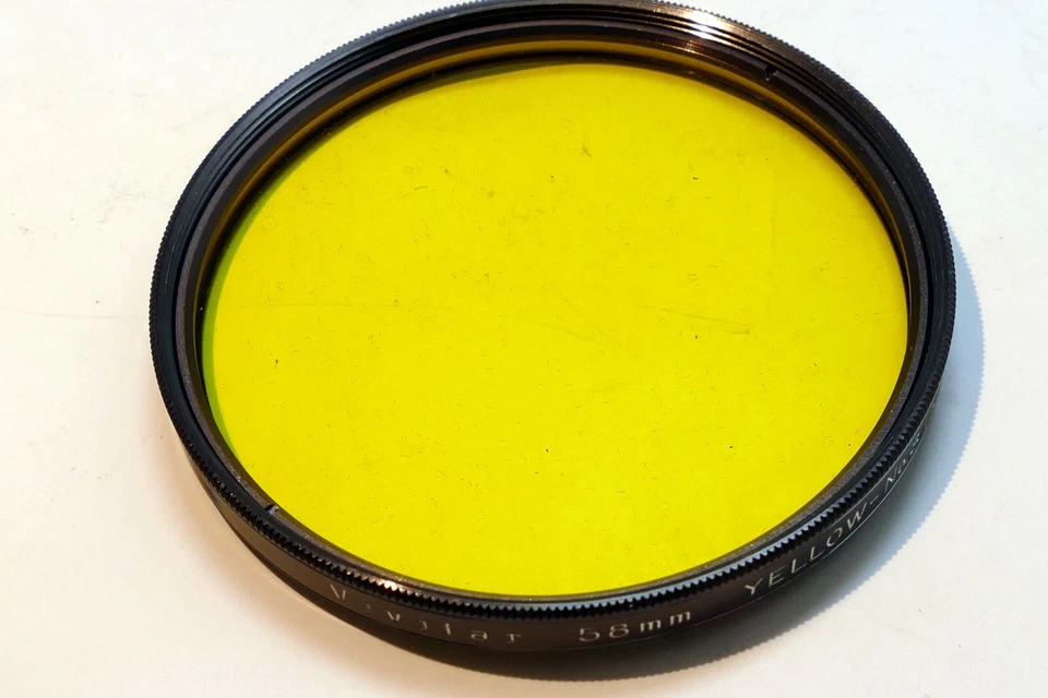 Vivitar Yellow 58mm Lens Filter k2 No. 8 - Image 2 of 4