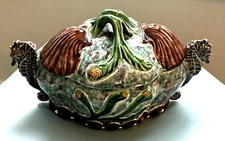 Rare Vintage Bordallo Pinheiro Sealife Covered Tureen with Seahorse Handles