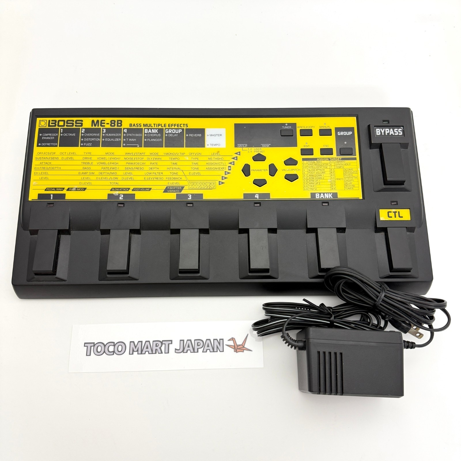 Pédale de guitare Boss ME-8B basse à effets multiples avec adaptateur du