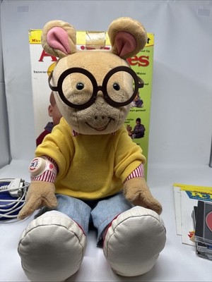 Arthur the Aardvark PBS ActiMates Interactive Talking Plush Works & PC Pack