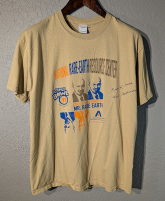 Ames Lab 11th Science Bowl Prof. Karl Gschneidner Jr Autographed Men's L T-Shirt
