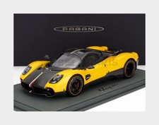 BBR-MODELS P18223M-VET PAGANI - UTOPIA 2022 - WITH SHOWCASE - WITH SHOWCASE - YELLOW