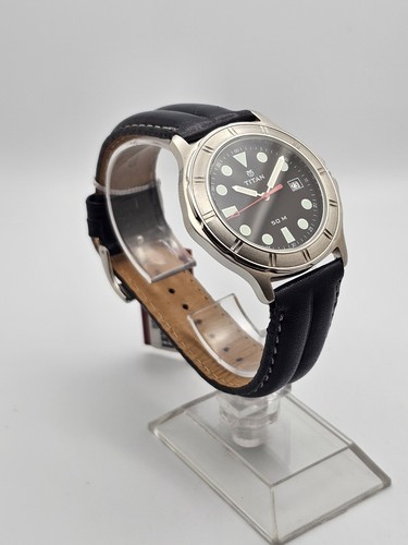 RELOJ TITAN 50M PARA HOMBRE CUARZO ANALÓGICO FECHA ACERO INOXIDABLE CORREA DE CUERO NEGRO🔥COMO NUEVO - Imagen 8 de 19