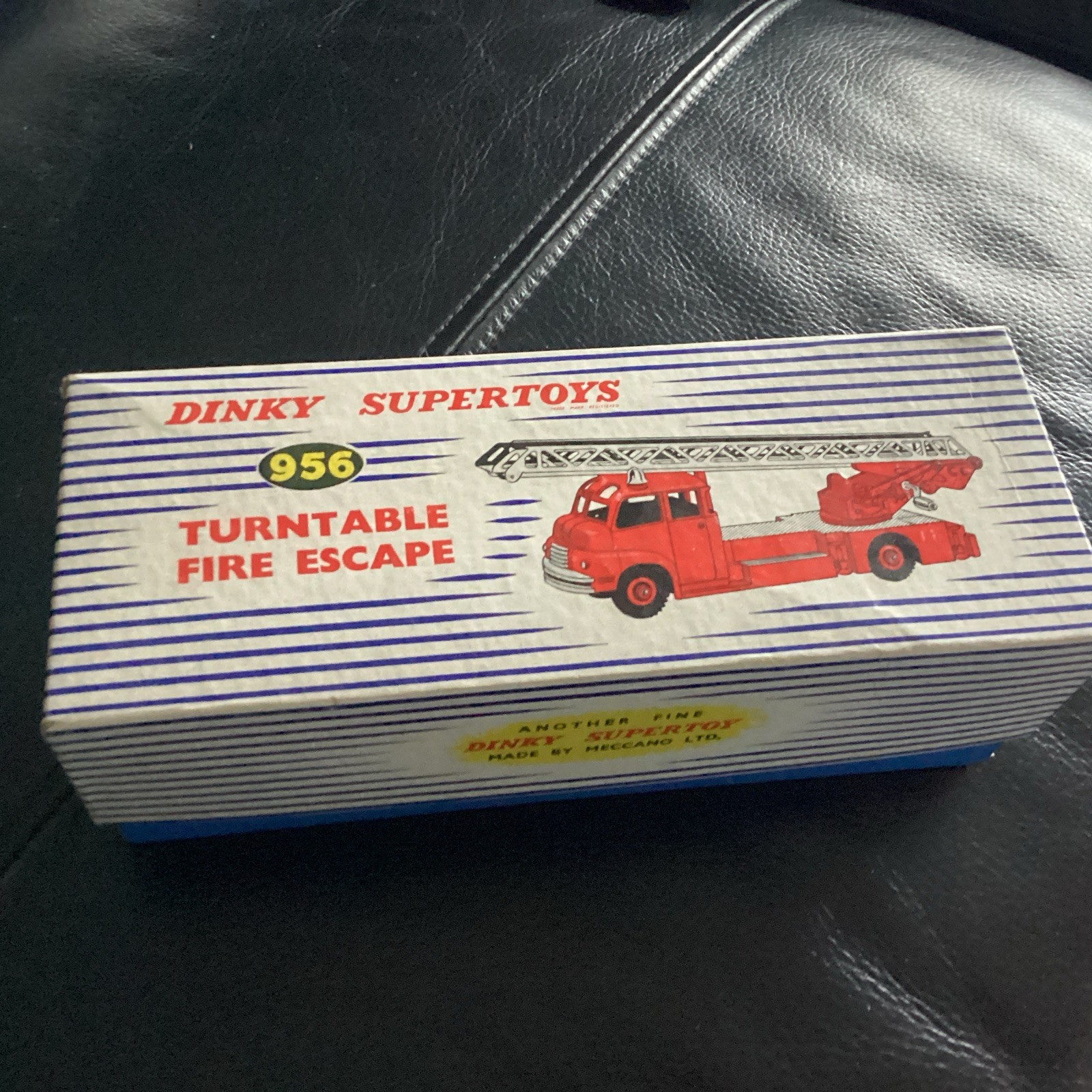 Lot 24 - A DINKY 956 Turntable Fire Escape repainted