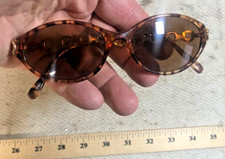 Tortoise   Sunglasses Classic Cat Eye Clean Lenses Chic Classy