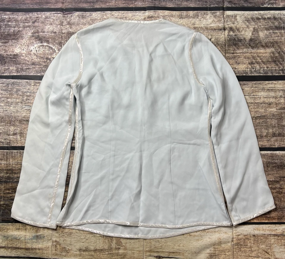 Blusa feminina Etcetera vintage tamanho 8 seda cetim acabamento cravejado leve azul celeste - Imagem 3 de 4