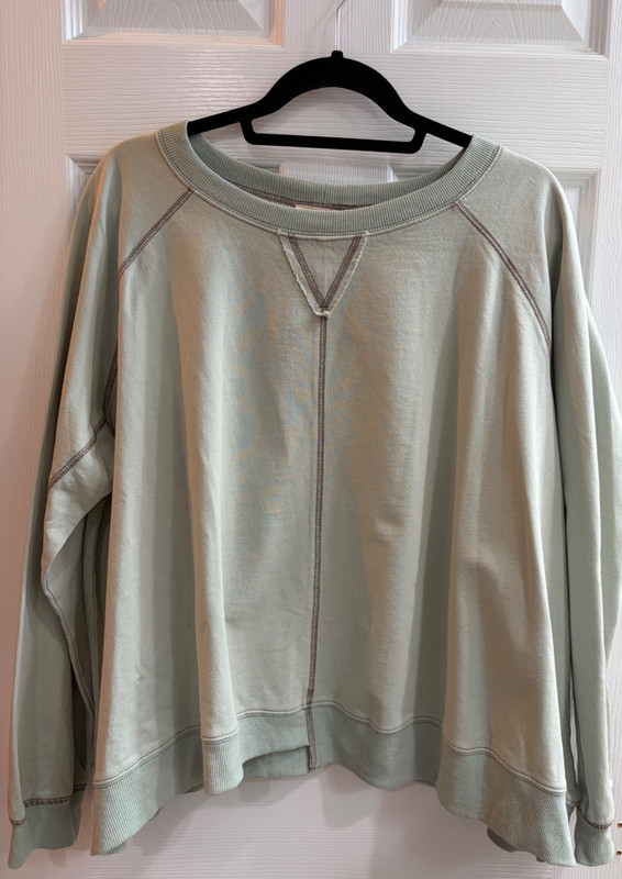 New Easel Solid Green Mineral Wash Sweatshirt Pullover Top Long Sleeve Small