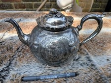 Antike Metall Teekanne 1809 - handverziert