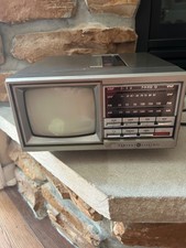 General Electric GE Portable TV AM/FM Radio Model No. 7-7150A Vintage 1985