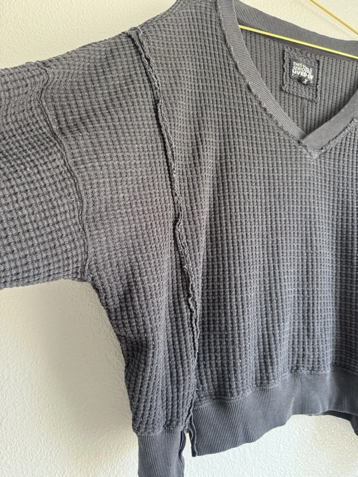 American Eagle This Feels Seriously Lived 尺寸 L 华夫格针织 热超大 — 第 2/4 张图片