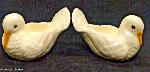 Lovely Pair of White Dove Love Birds Candle Holders - Picture 5 of 11