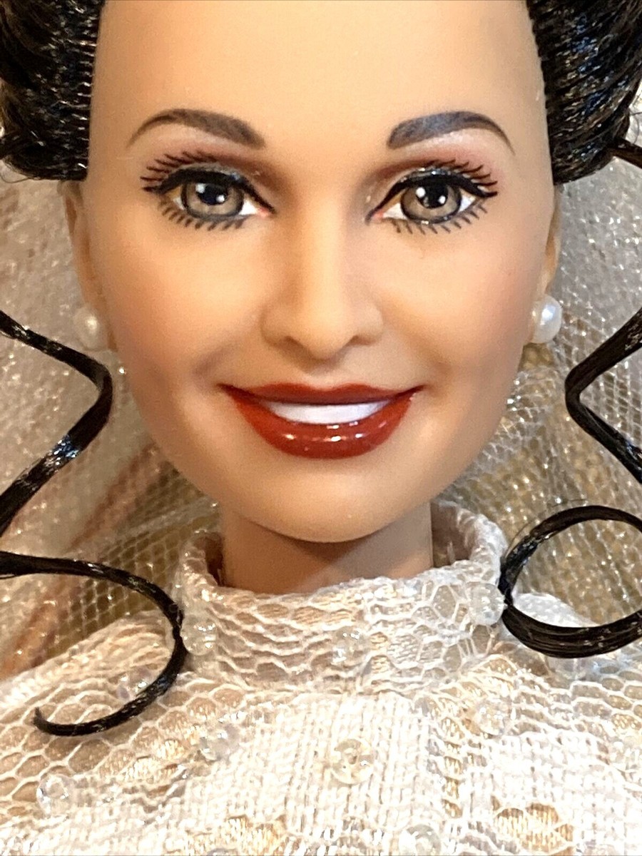 バービー のマテル社製　Erica Kane Doll エリカ・ケイン 希少 Barbie Doll Celebrity All My Children's Erica Kane MATTEL NRFB NIB