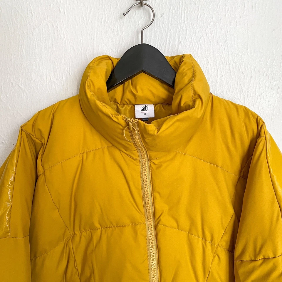 Cabi Puff Piece Style 4228 Acid Yellow Puffer Jacket Women’s XS Asymmetrical - Image 3 of 4