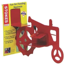 NEW HIATT 38055 STOKES CORN COB RED TRACTOR SQUIRREL FEEDER TREE OR POST 3026903