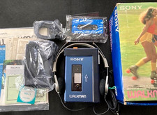 SONY Walkman TPS-L2 Cassette Player Stereo 1st Generation Beautiful Vintage