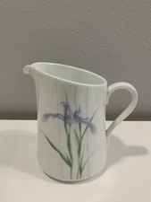 Corning Corelle SHADOW IRIS Creamer EXC