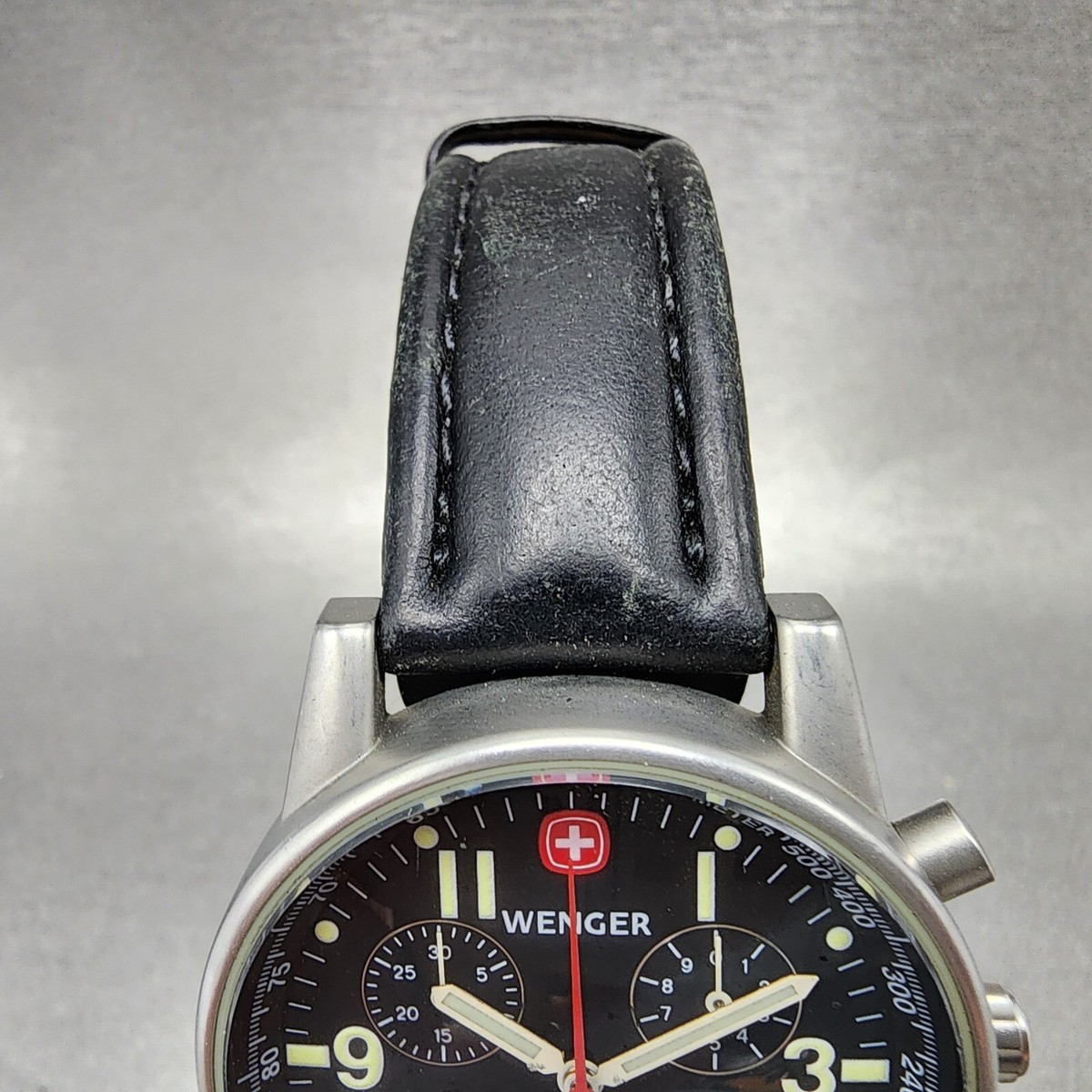 WENGER手巻時計 s-l400.jpg