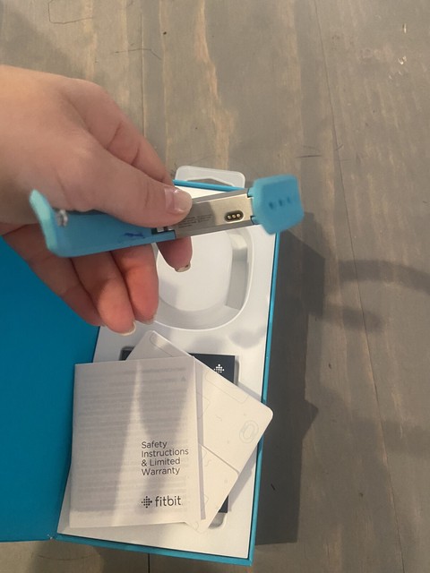 fitbit fb406bkl