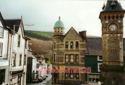 PHOTO  CENTRE OF KNIGHTON ABOUT TO MAKE A START ON THE NEXT SECTION OF OFFA'S DY