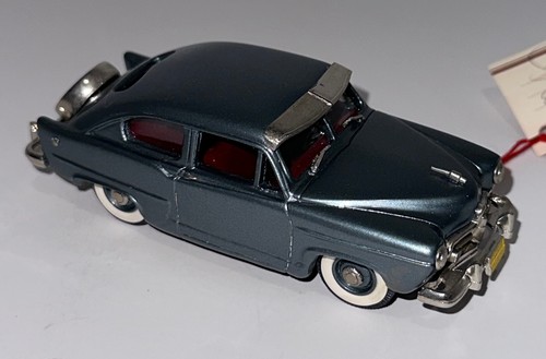 The Goldvarg Collection 1:43 Scale 1951 KAISER HENRY J #12 with Tag & Paperwork - Picture 9 of 14