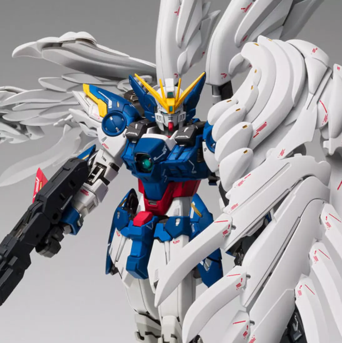 GUNDAM FIX FIGURATION METAL COMPOSITE Wing Gundam Zero EW Noble