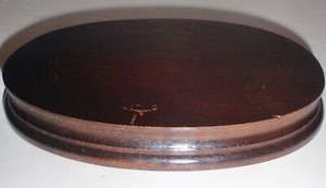 Oval Wooden Andrea by Sadek Figural Display Plaque Stand Base 7 1/4" x 4 5/8"