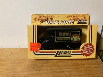 Lledo Days Gone 1983 Kiwi Polishes Delivery Box Van color blue & in Ex. Cond.