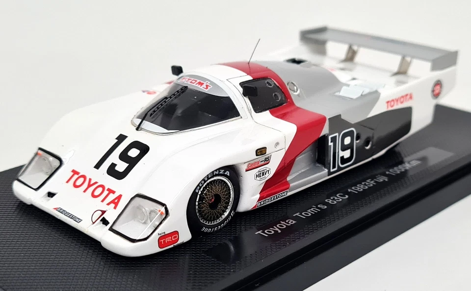 Coche de carreras modelo resina Ebbro 1/43 Toyota Tom's 83C 1983 Fuji 1000 km #19 Foto 4 de 4