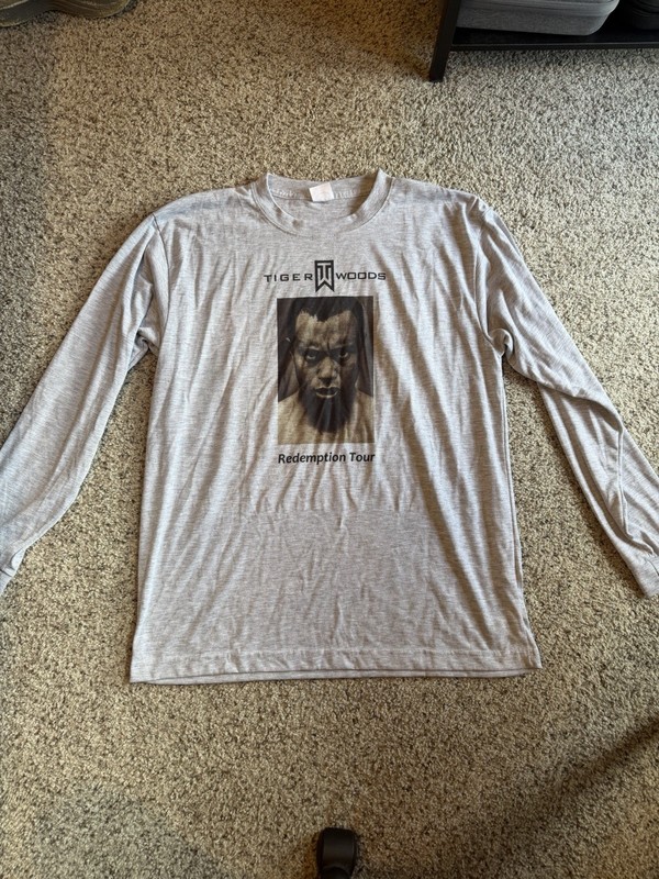 Vantage Tiger Woods Redemption Tour Double-Sided Graphic Long Sleeve Tee L