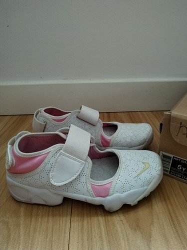 nike air rifts infant