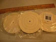 LOT OF THREE 4" X 1/4" HOLE MUSLIN BUFFING WHEELS 30 PLY EAZYPOWER #81055/B