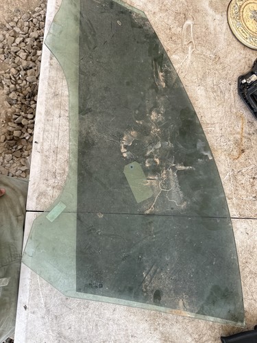 2015 Holden VF Commodore Right Driver's Door Glass #B126 - Picture 2 of 10