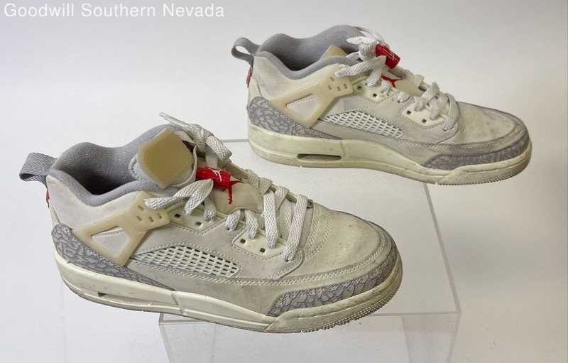 Jordan Spizike Low Coconut Milk Boy's Gray Beige Sneakers - Size 7Y