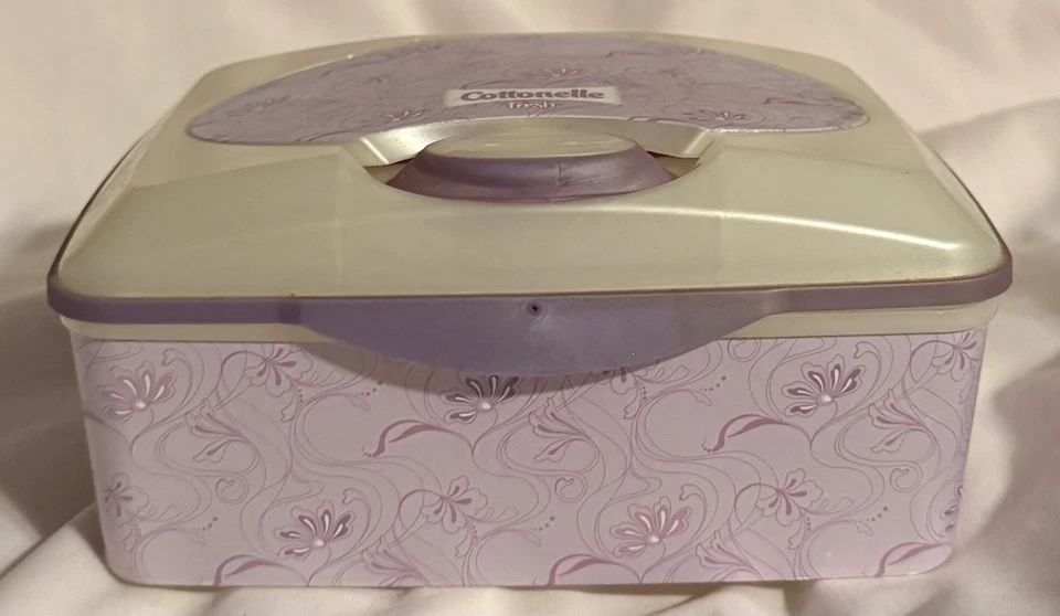 Dispensador de toallitas lavables Cottonelle Fresh Purple, contenedor duro bañera recargable Foto 3 de 4