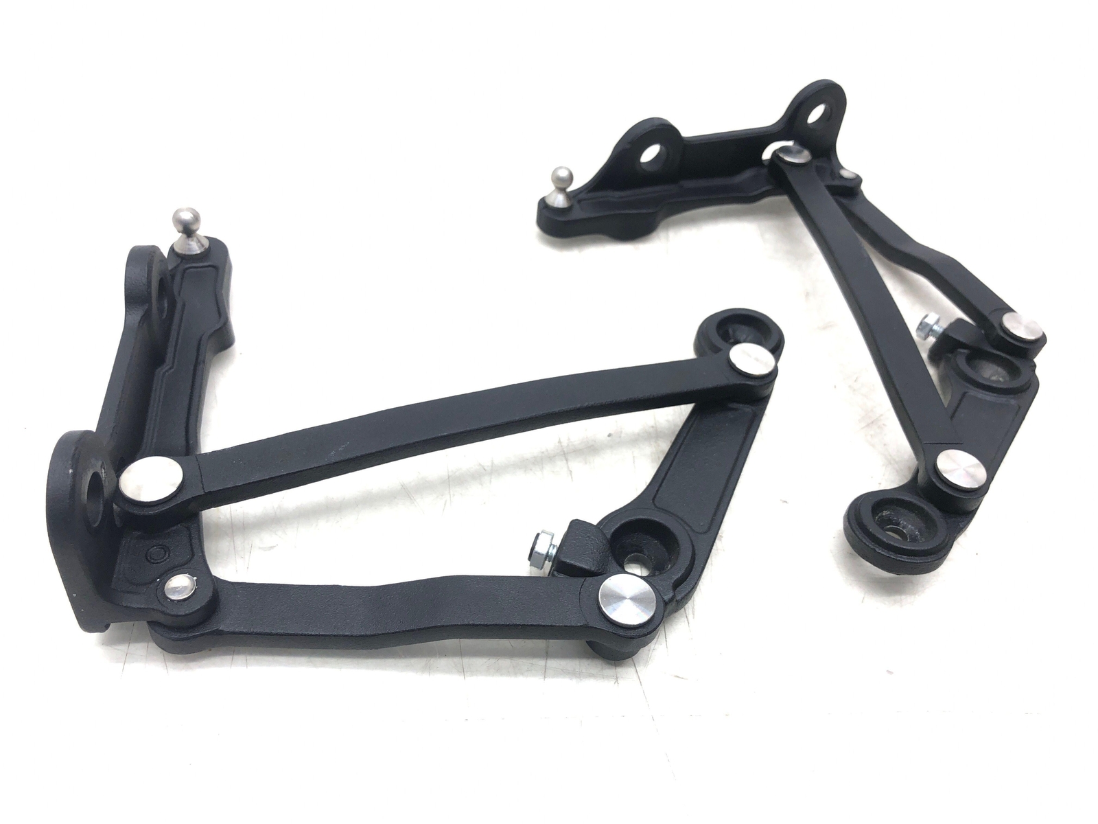2014 ASTON MARTIN VANTAGE COUPE LEFT & RIGHT TRUNK LID HINGE SET 6G33-C42700 OEM