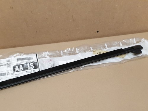 Citroen C4 Picasso Rear Left Door Belt Chrome Strip 2006-2013 9334N9 Genuine - Picture 9 of 12