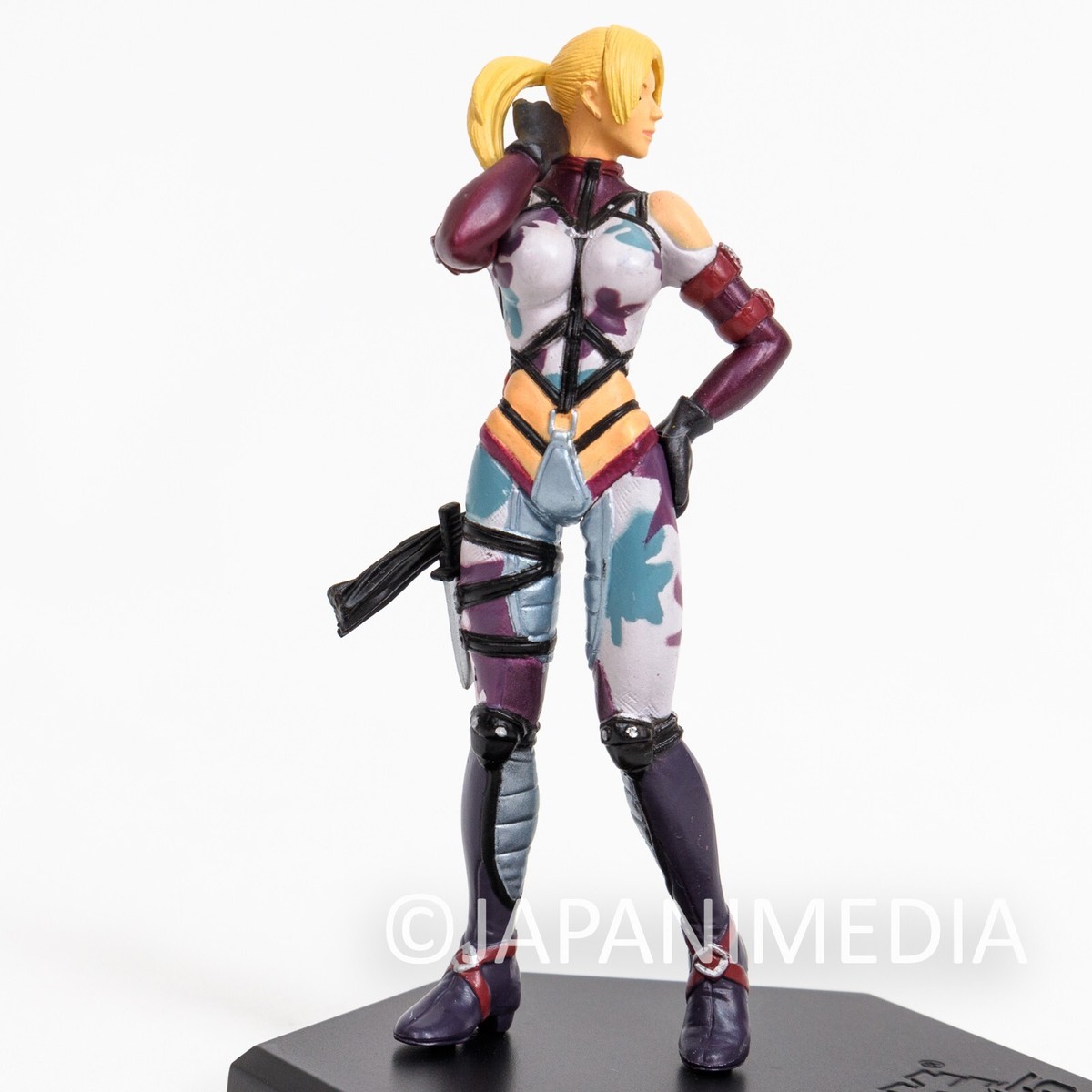 Tekken Nina Williams Figure 3.5