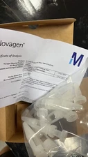 Millipore 71509-3 d-tube dialyzer mega, 20ml, MWCo 6-8Kda, 5 dialyzer left
