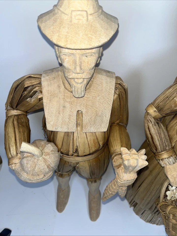 Large 16” Carved Wood & Cornhusks Pilgrims-Man & Woman figurines Thanksgiving - Image 3 of 4