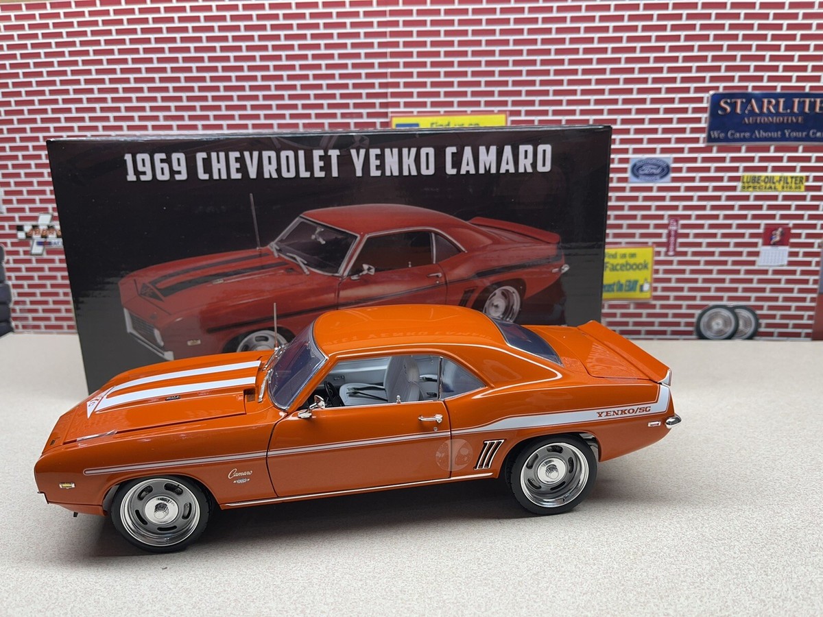 1/18 ACME TOM's Garage 1969 Chevrolet YENKO Camaro Orange / White